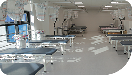 햇빛이 잘 드는 병실